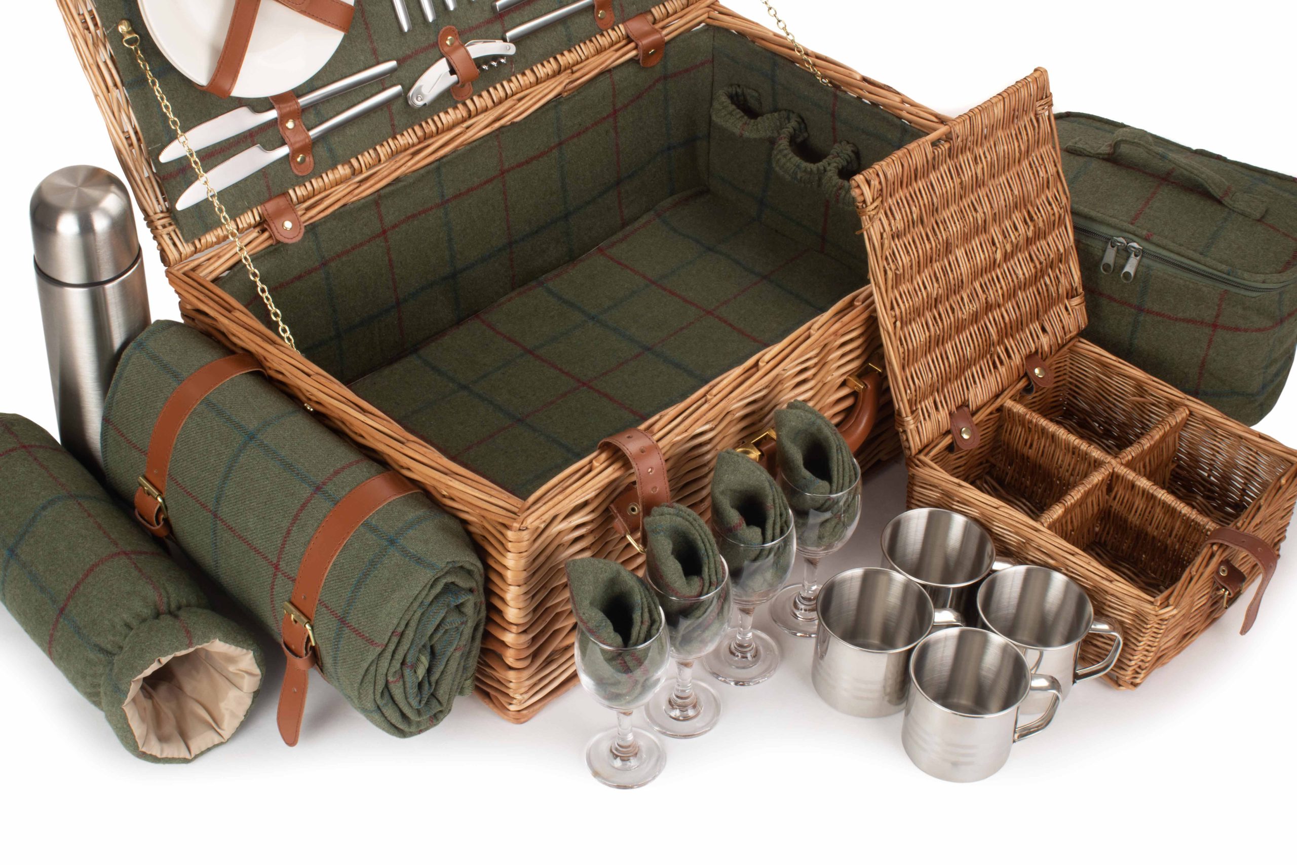 Deluxe 4 Person Picnic Hamper - Image 12